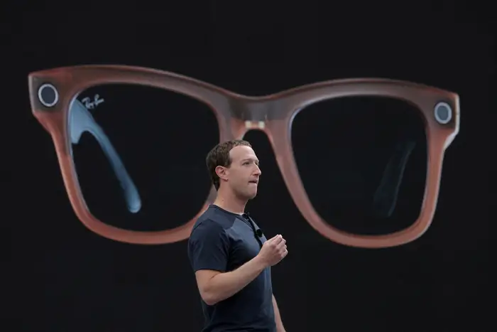 Smart Glasses Are Back — And This Time, They Actually Make Sense
